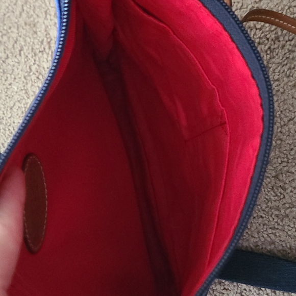 Fossil crossbody purse - Picture 3 of 3